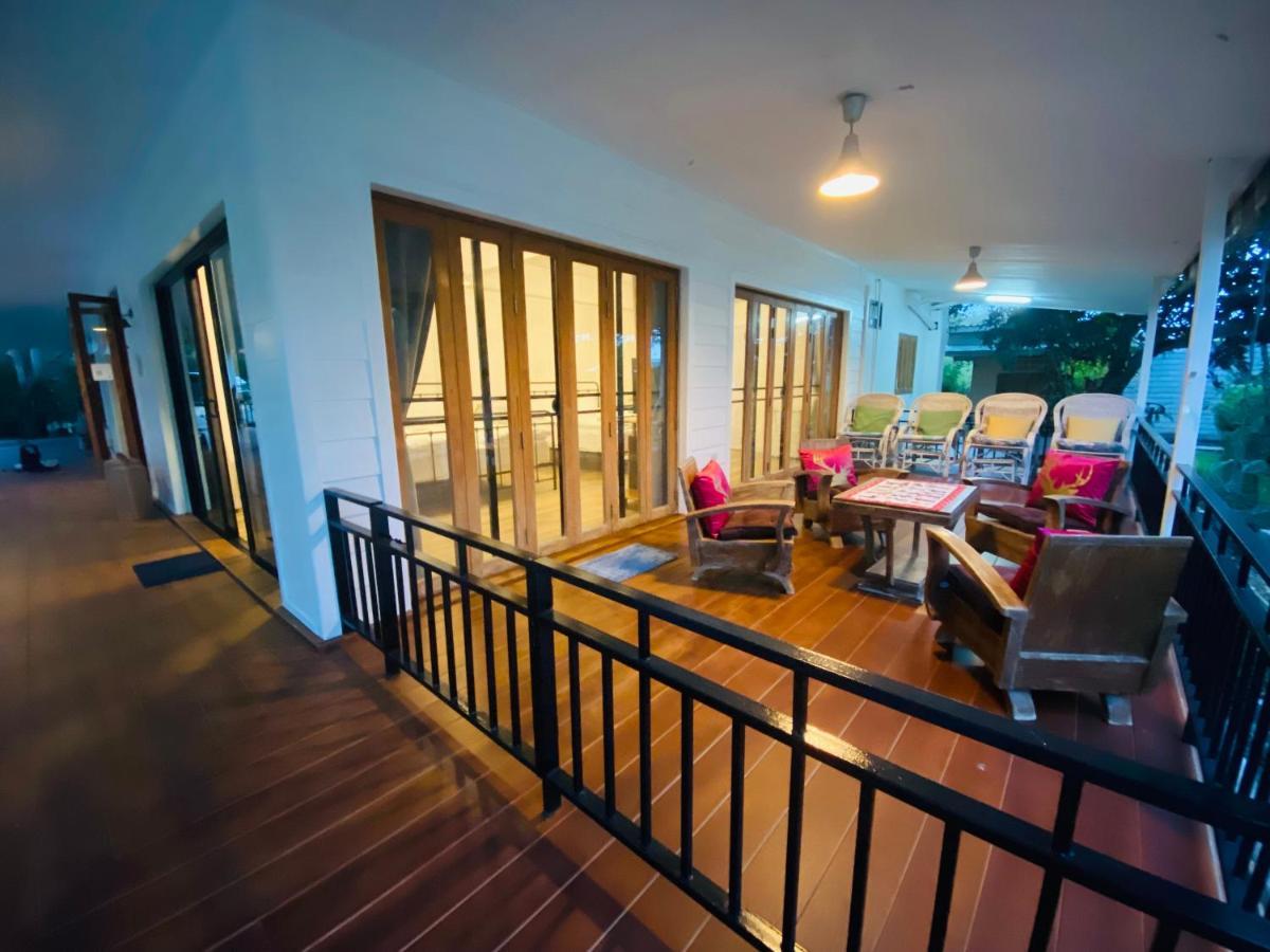 จาแดง เดอ มองก์ ปากช่อง Hotel ภายนอก รูปภาพ